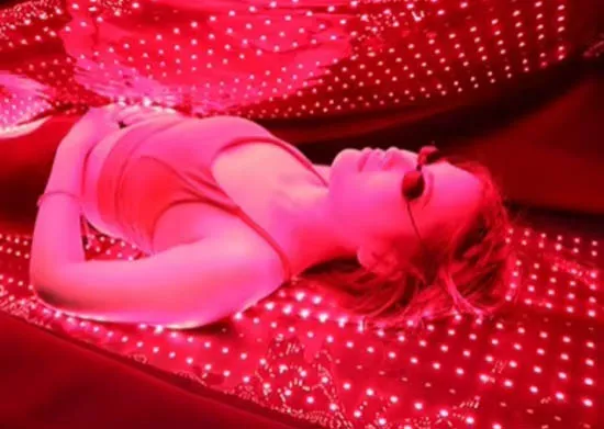 red light therapy pod